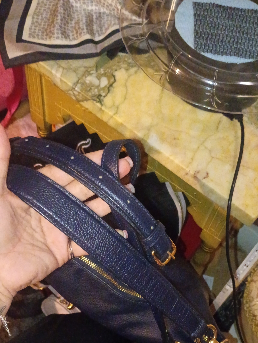 Coach Turn Lock Hobo Bag - Picture 5 of 15